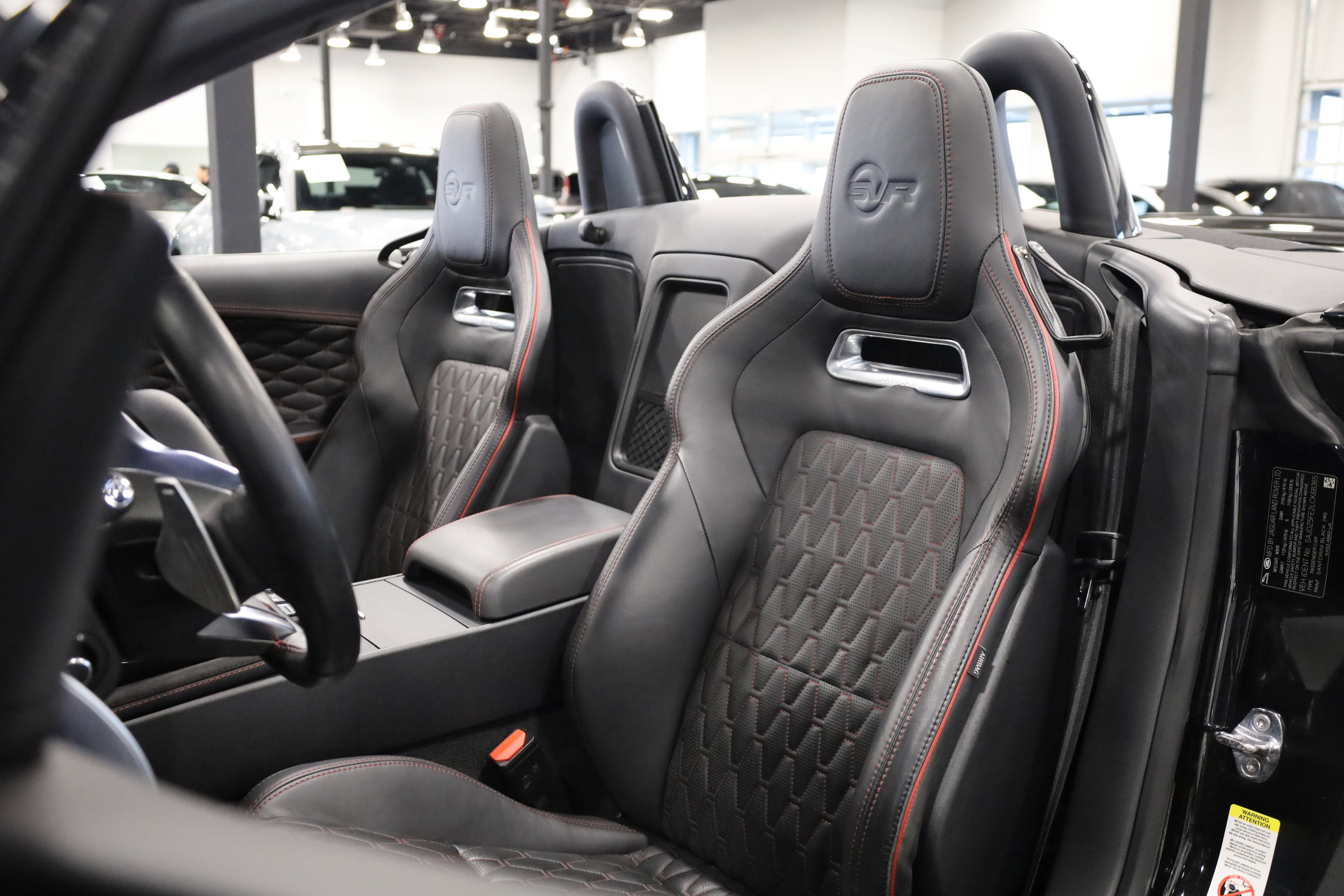 Used 2020 Jaguar F-TYPE SVR image 17