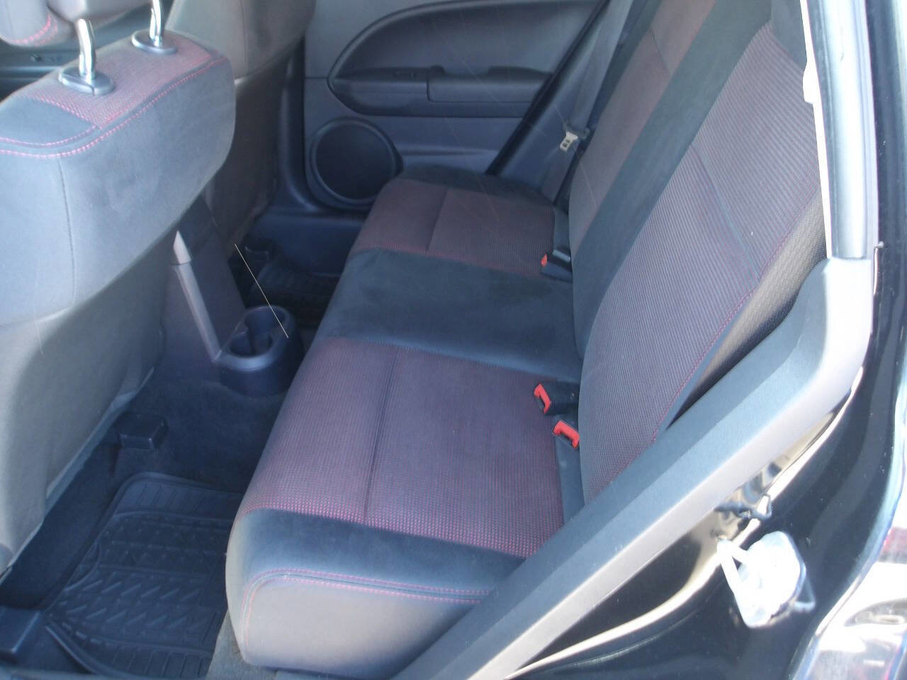 Used 2011 Dodge Caliber Heat image 9