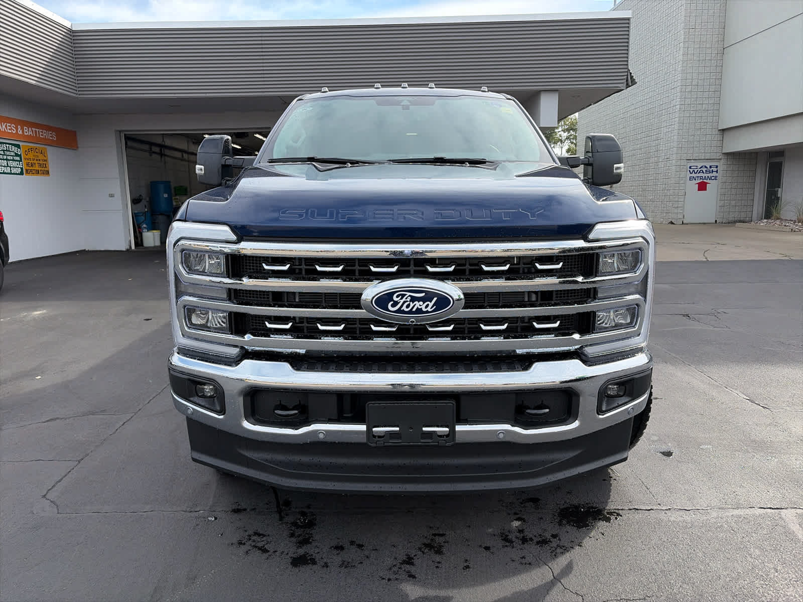 New 2027 Ford F350 Lariat w/ Lariat Ultimate Package AWD/4WD image 2