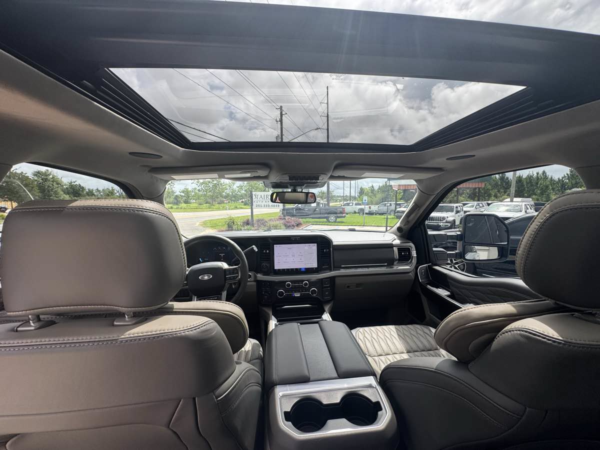 Used 2026 Ford F250 Platinum w/ Platinum Plus Package AWD/4WD image 11