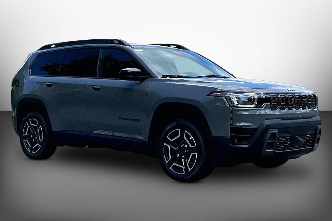 New 2026 Jeep Cherokee Laredo AWD/4WD image 2