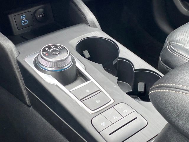 Used 2022 Ford Escape Titanium image 12