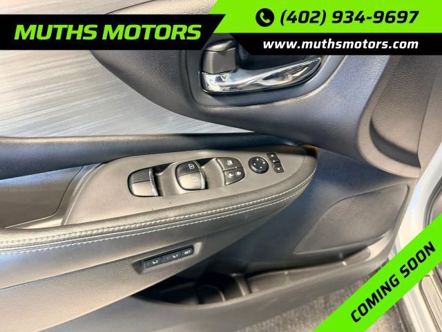 Used 2015 Nissan Murano SL w/ SL Technology Package AWD/4WD image 6