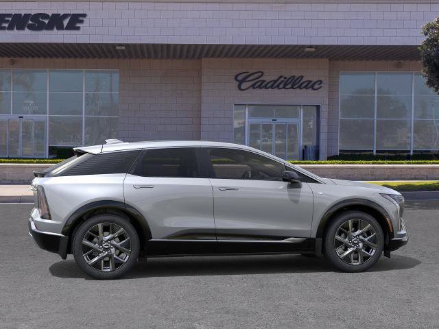 Used 2026 Cadillac Optiq Luxury 1 RWD image 29