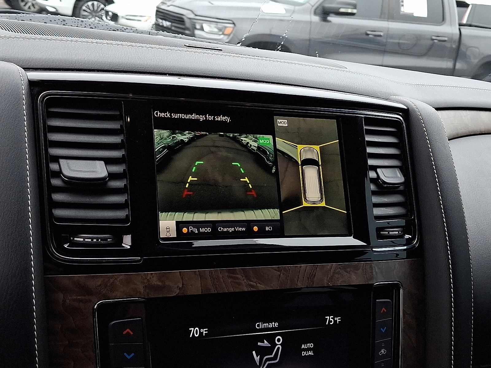 Used 2021 INFINITI QX80 Premium Select w/ All-Season Package image 19