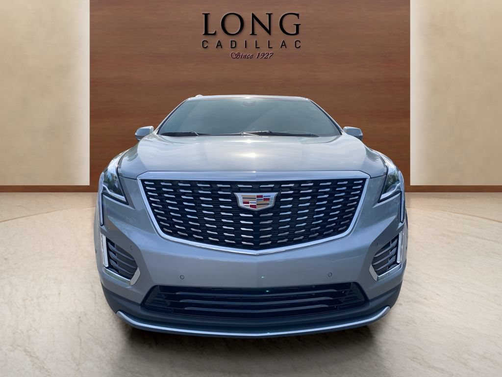 Certified 2025 Cadillac XT5 Premium Luxury w/ Technology Package AWD/4WD image 8