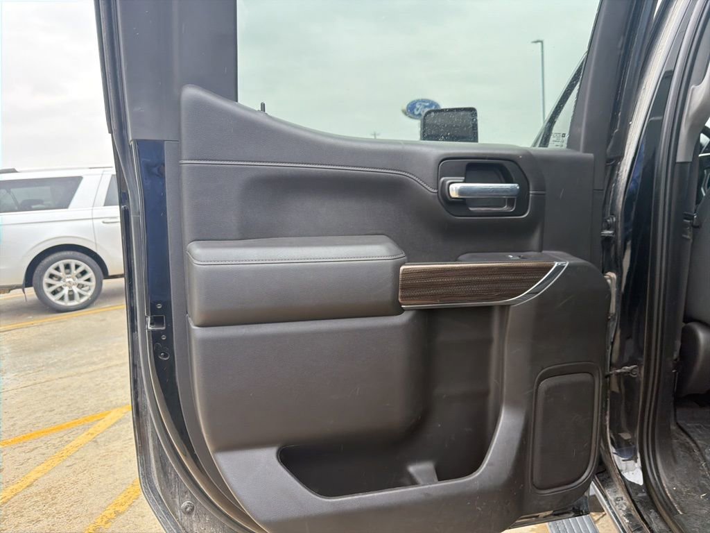 Used 2021 Chevrolet Silverado 1500 LT Trail Boss w/ Bed Protection Package image 21