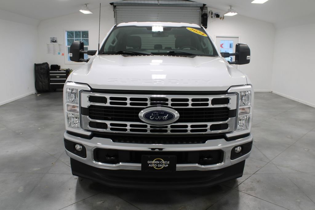 Used 2024 Ford F250 XLT image 3