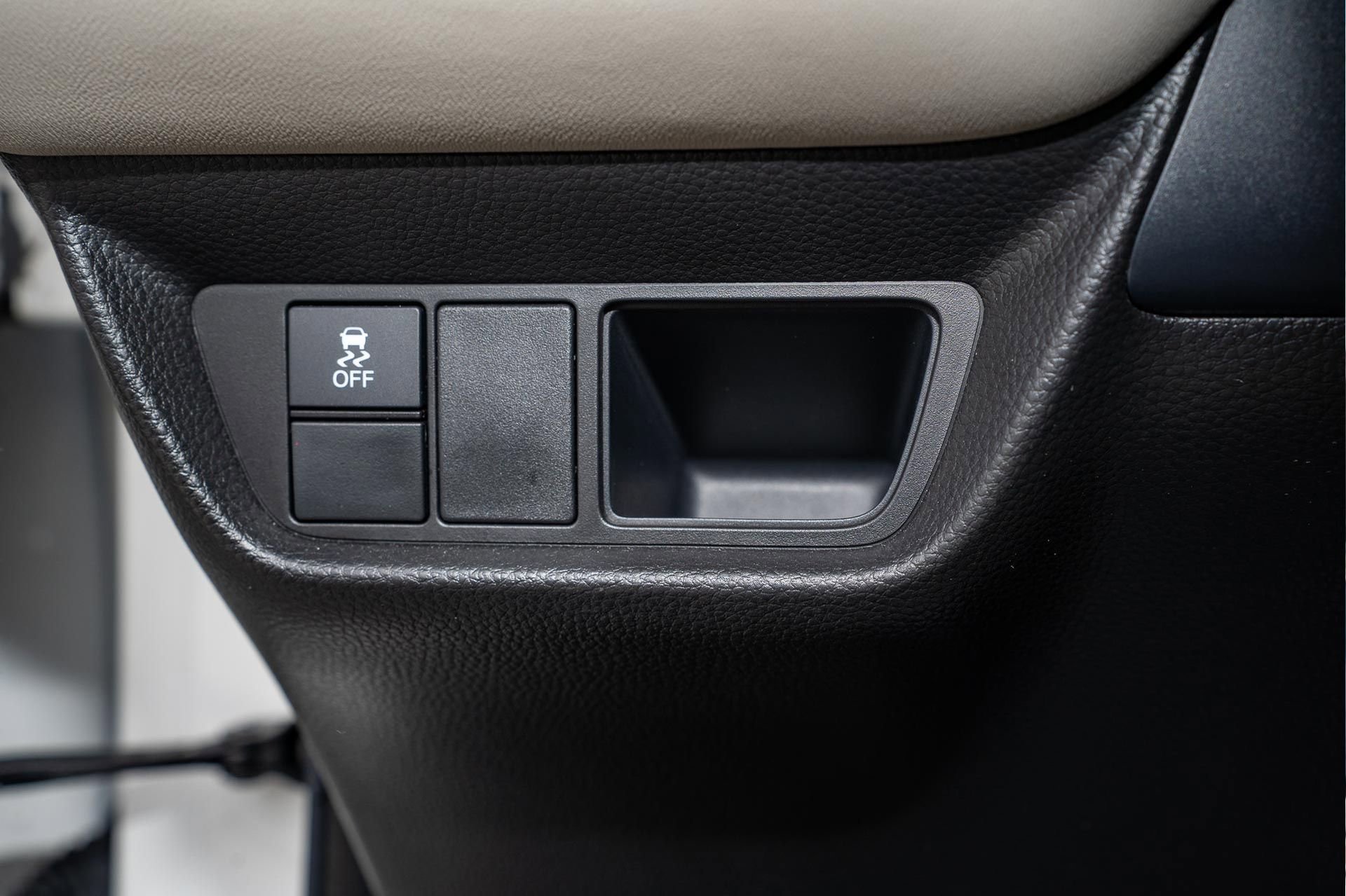 Used 2023 Honda HR-V LX image 28