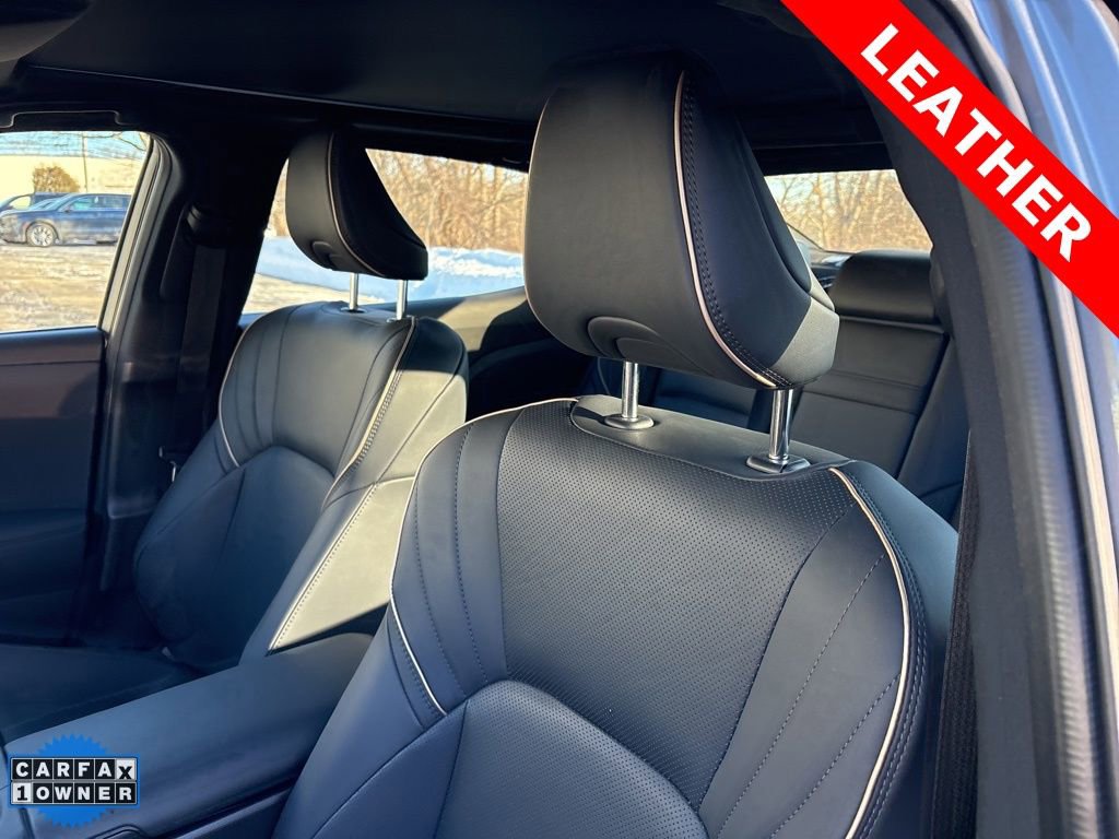 Used 2023 Toyota Crown Limited image 22
