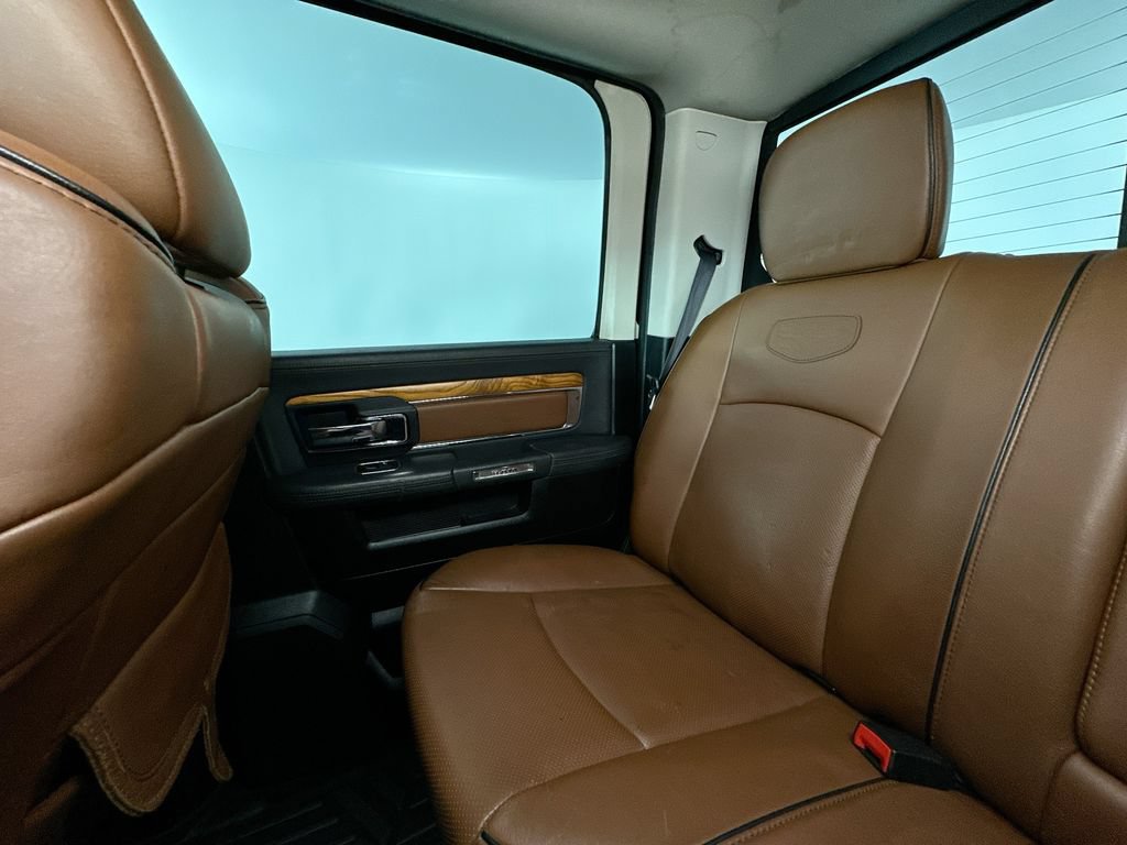 Used 2016 RAM 1500 Laramie Longhorn w/ Convenience Group AWD/4WD image 12