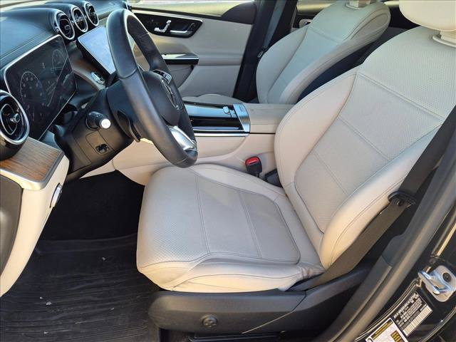 Used 2024 Mercedes-Benz GLC 300 4MATIC image 14