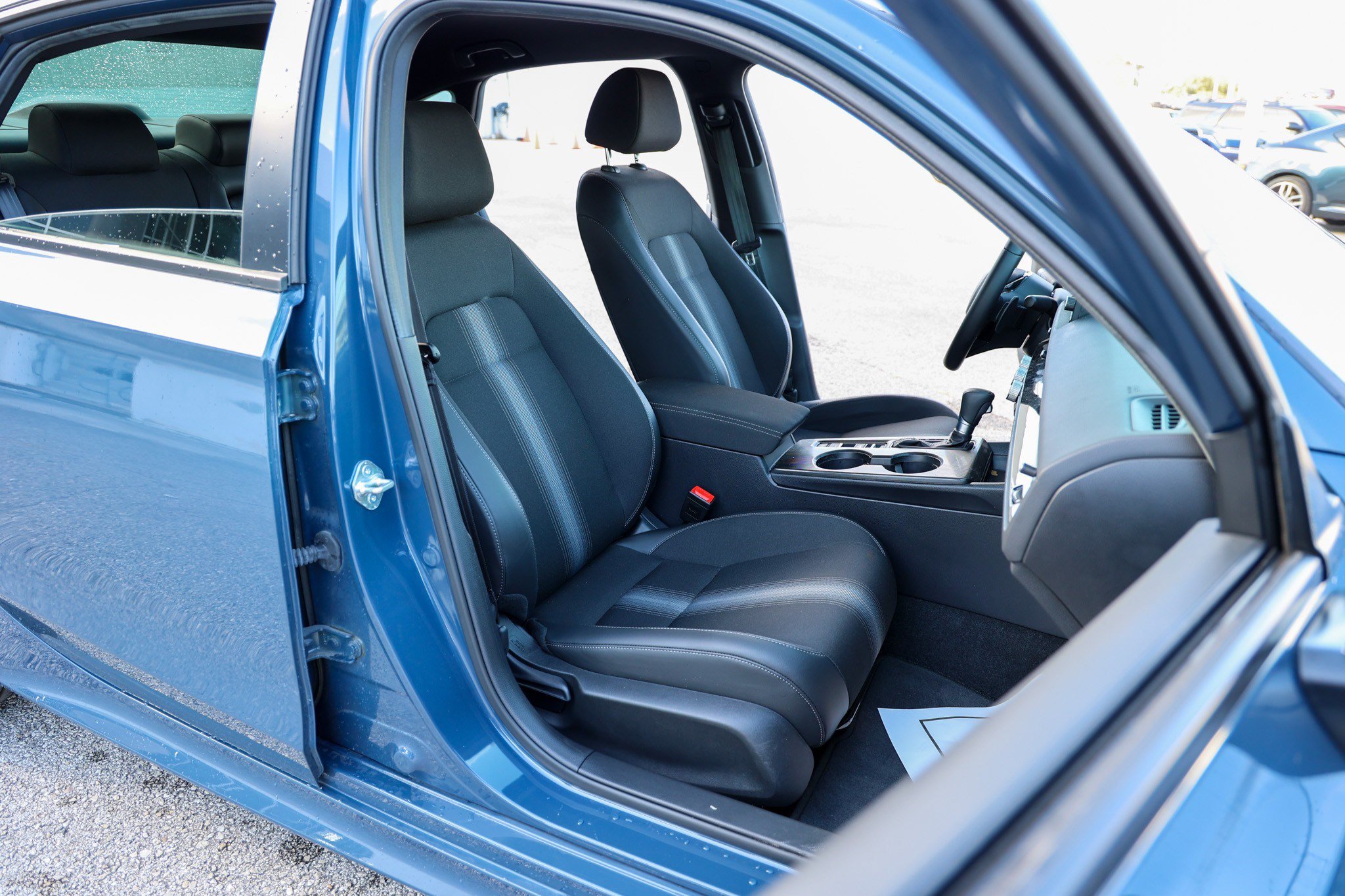 Used 2025 Honda Civic Sport image 40