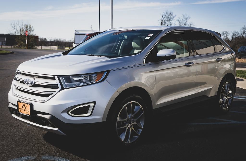 Used 2015 Ford Edge Titanium image 13