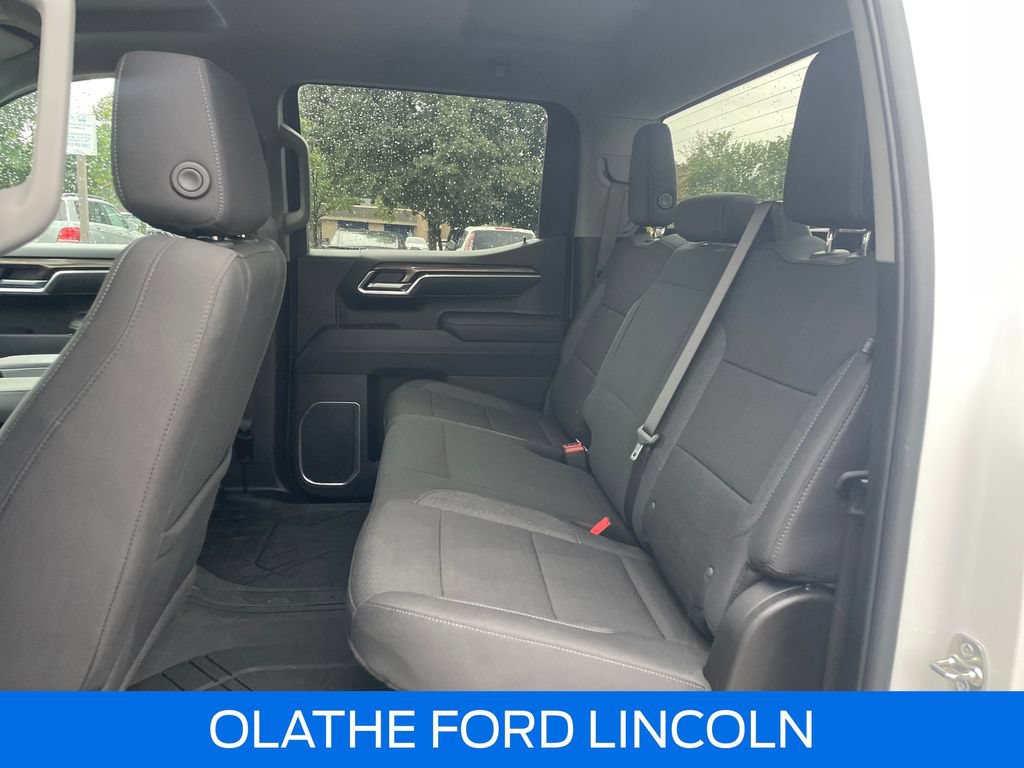 Used 2025 Chevrolet Silverado 1500 LT AWD/4WD image 22