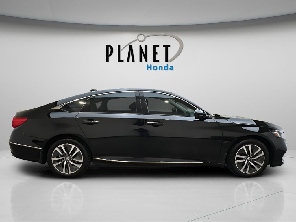 Certified 2019 Honda Accord Touring image 3