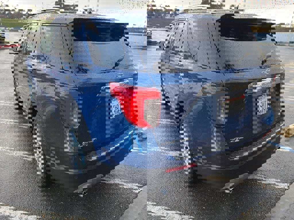 Used 2022 Ford Explorer Limited image 19