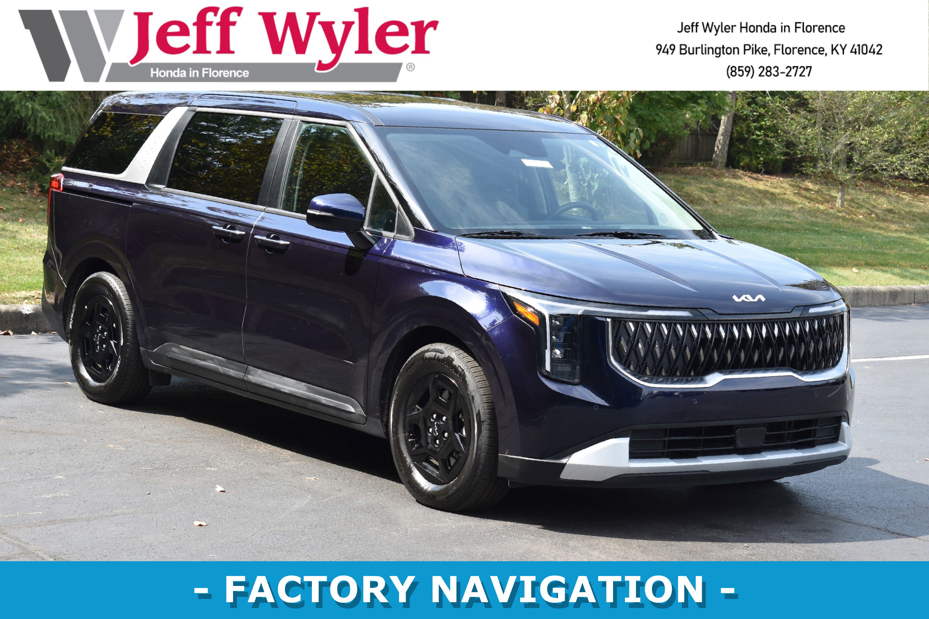 Used 2025 Kia Carnival