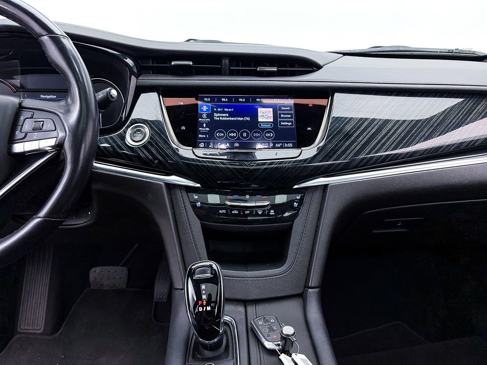 Used 2023 Cadillac XT6 Premium Luxury image 9