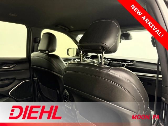 Used 2022 Jeep Grand Cherokee L Laredo image 14