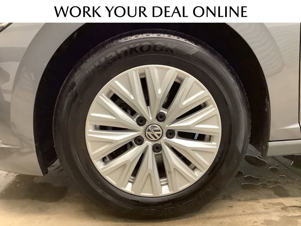 Used 2019 Volkswagen Jetta SE FWD image 19