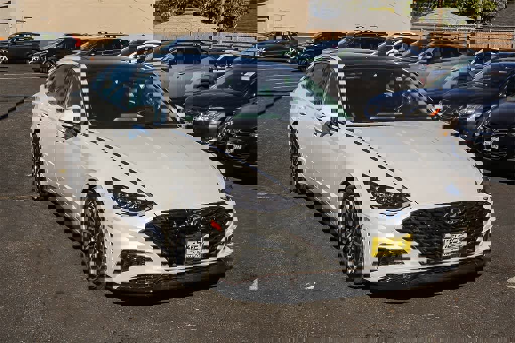 Used 2022 Hyundai Sonata Limited image 3