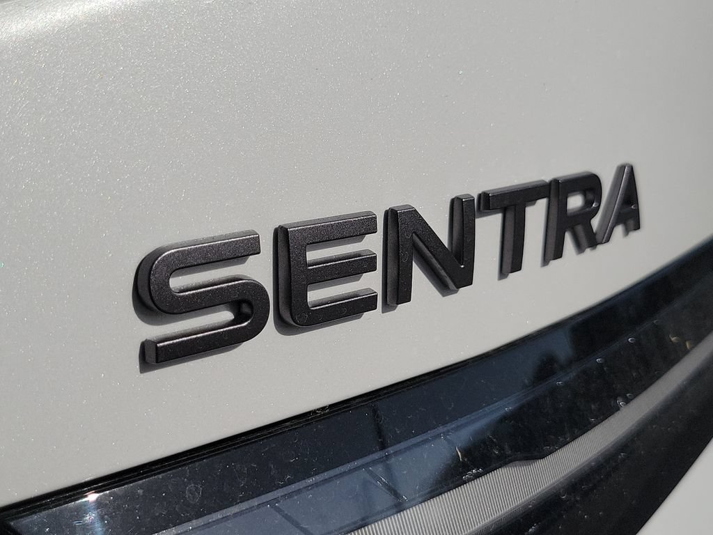 New 2027 Nissan Sentra SR w/ Floor Mat Package FWD image 16