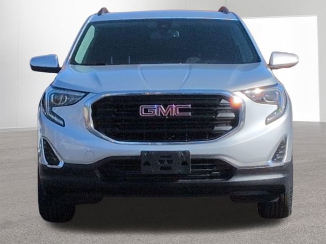 Used 2020 GMC Terrain SLE w/ Driver Convenience Package image 2
