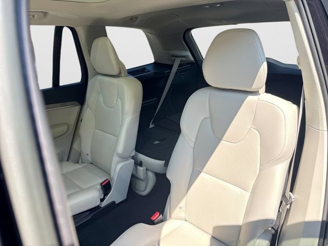 Used 2023 Volvo XC90 T8 Plus w/ Protection Package Premier AWD/4WD image 28