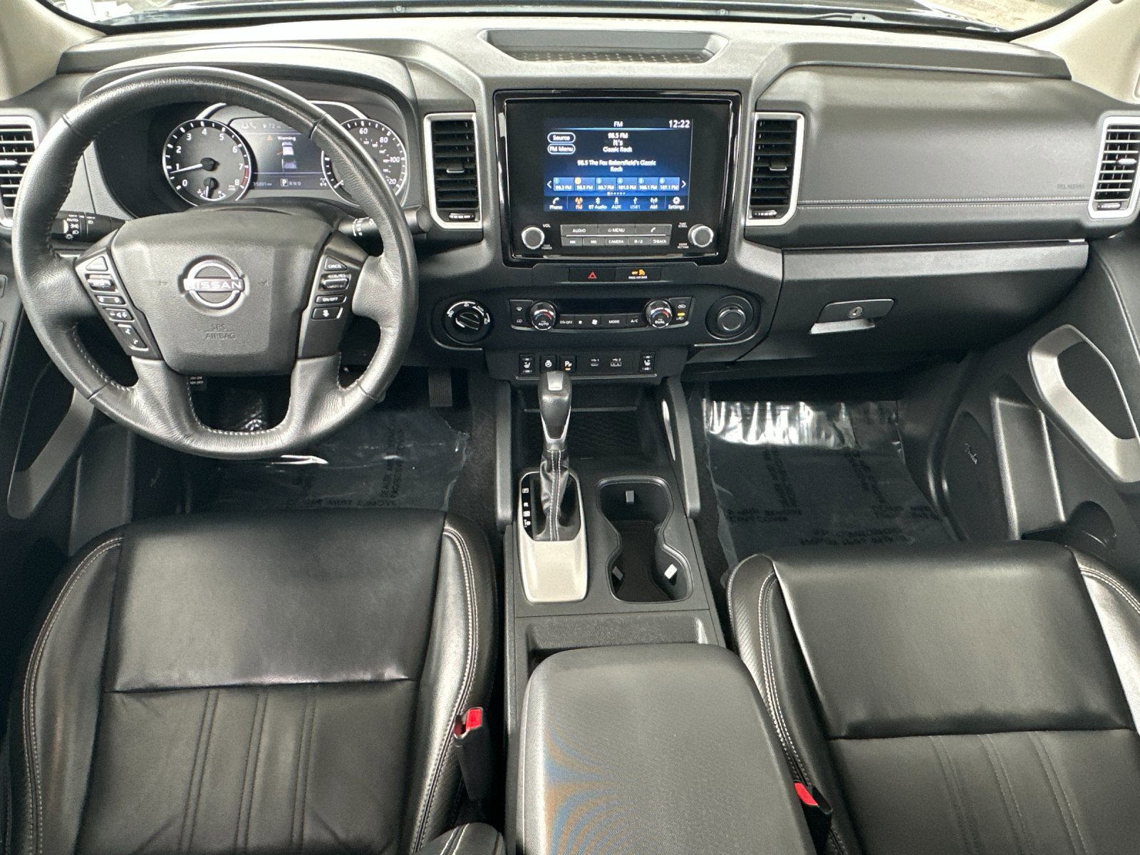 Used 2022 Nissan Frontier SV w/ SV Premium Package image 13