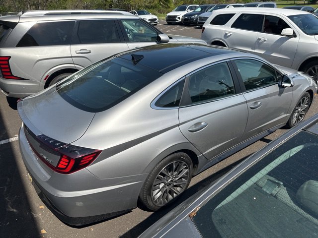 Used 2020 Hyundai Sonata Limited FWD image 13