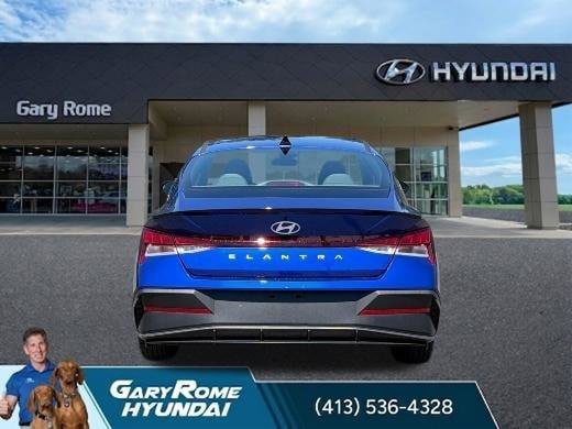 Certified 2025 Hyundai Elantra Sport FWD image 13