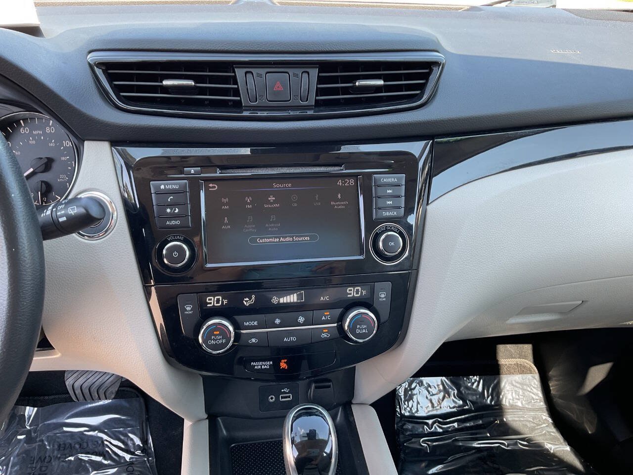 Used 2019 Nissan Rogue Sport SV FWD image 21