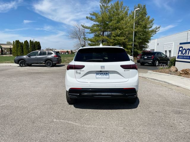 Used 2025 Buick Envision Sport Touring image 4