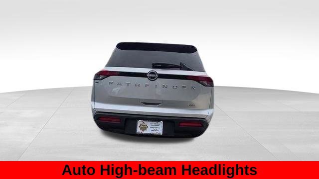 Used 2025 Nissan Pathfinder S AWD/4WD image 43