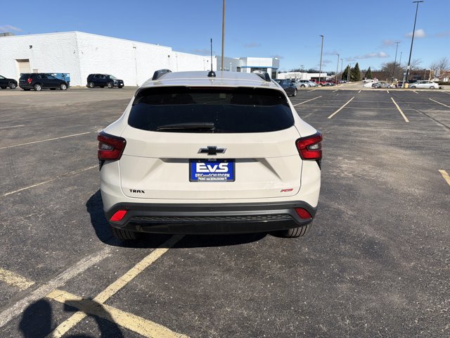 New 2026 Chevrolet Trax RS w/ Sunroof Package image 6