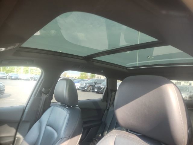 Used 2017 Audi Q7 3.0T Premium Plus w/ Premium Plus Package image 3