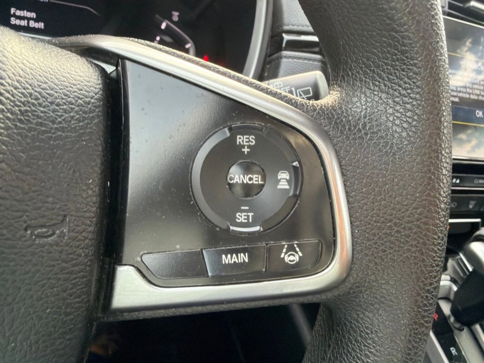 Used 2018 Honda CR-V EX image 19