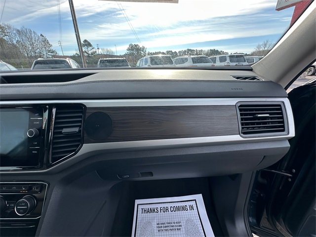 Used 2022 Volkswagen Atlas SE image 16