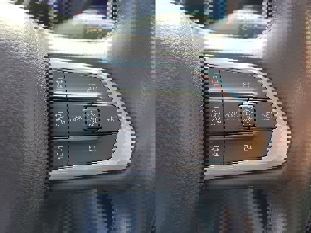 Used 2022 Jeep Compass Limited w/ Elite Group image 26