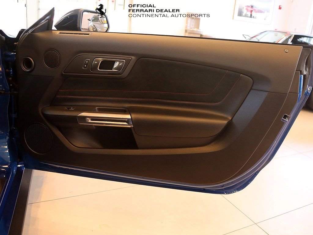 Used 2017 Ford Mustang Shelby GT350R w/ GT350R Equipment Group 920A image 54