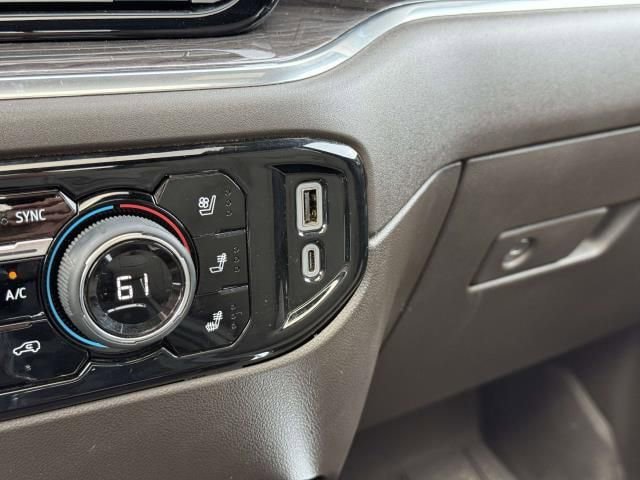 Used 2025 Chevrolet Silverado 1500 LTZ w/ LTZ Premium Package AWD/4WD image 32