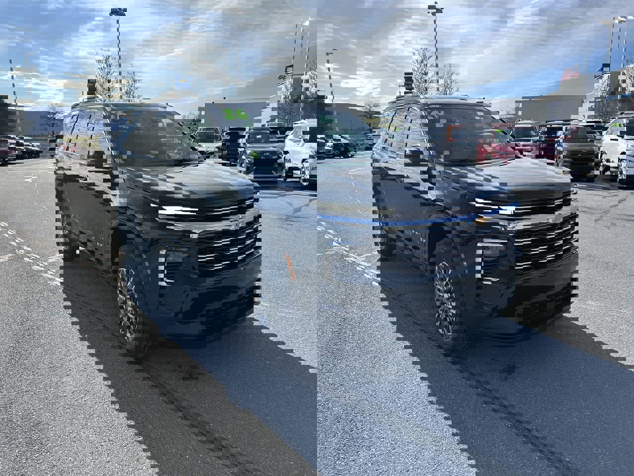 New 2026 Chevrolet Traverse LT image 1