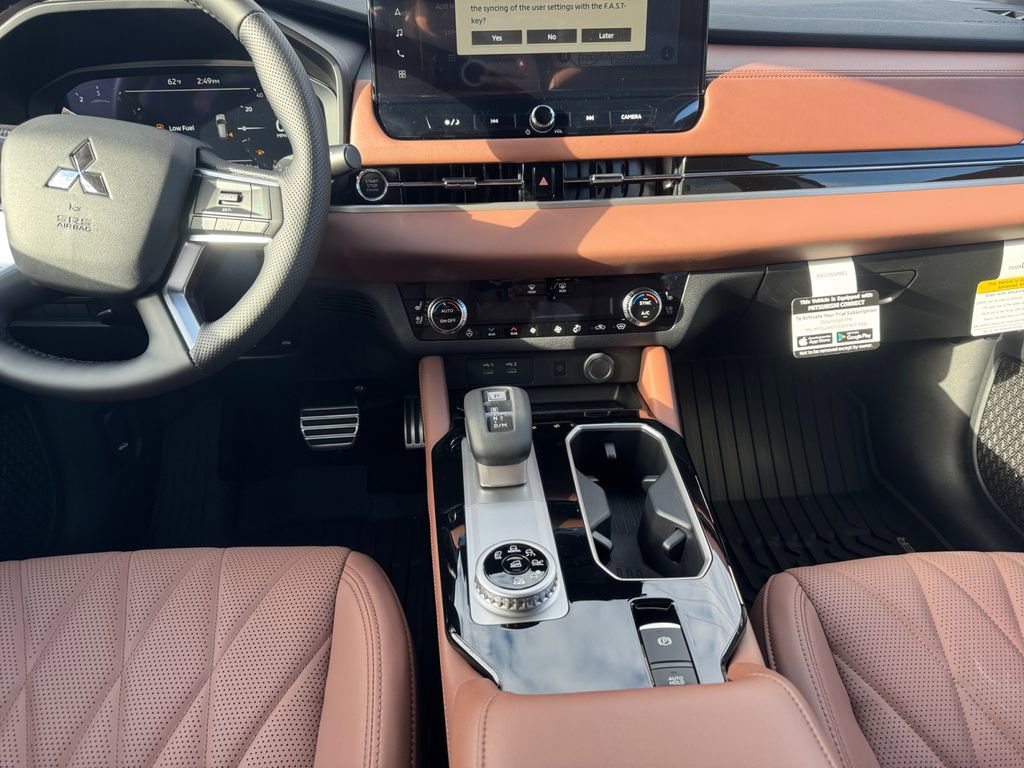 New 2026 Mitsubishi Outlander SEL image 11