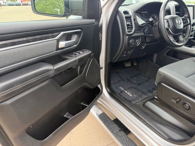 Used 2022 RAM 1500 Big Horn AWD/4WD image 12