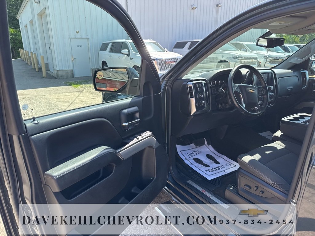 Used 2018 Chevrolet Silverado 1500 LT w/ All Star Edition image 9