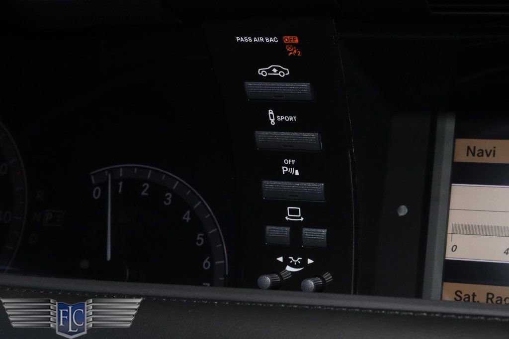 Used 2013 Mercedes-Benz CL 550 4MATIC image 33