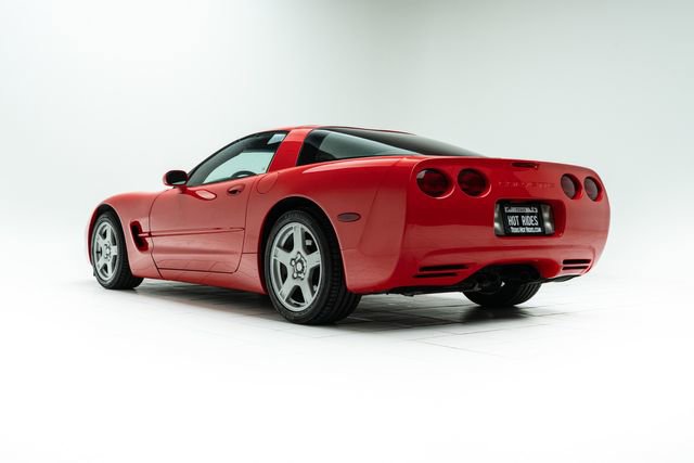 Used 1999 Chevrolet Corvette Coupe w/ Performance Handling Pkg image 18