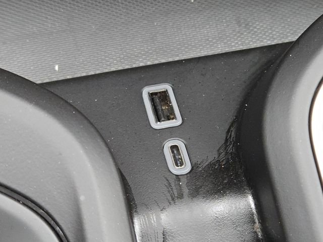 Used 2024 GMC Sierra 1500 Denali Ultimate image 9