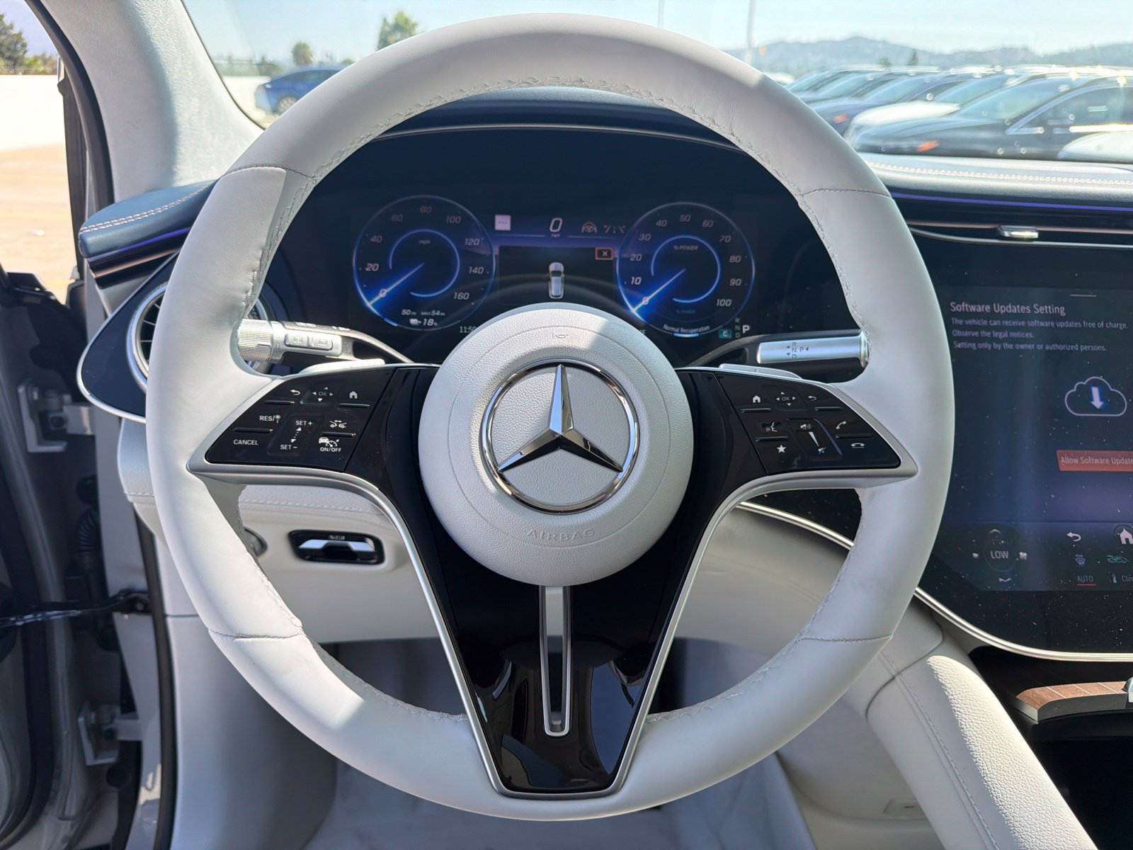 New 2027 Mercedes-Benz EQS 400 4MATIC SUV image 20